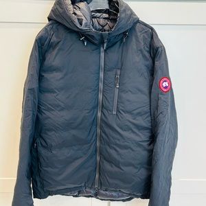 Canada Goose Lodge Hoody Black Men’s size Large. Traditional red CG logo on arm